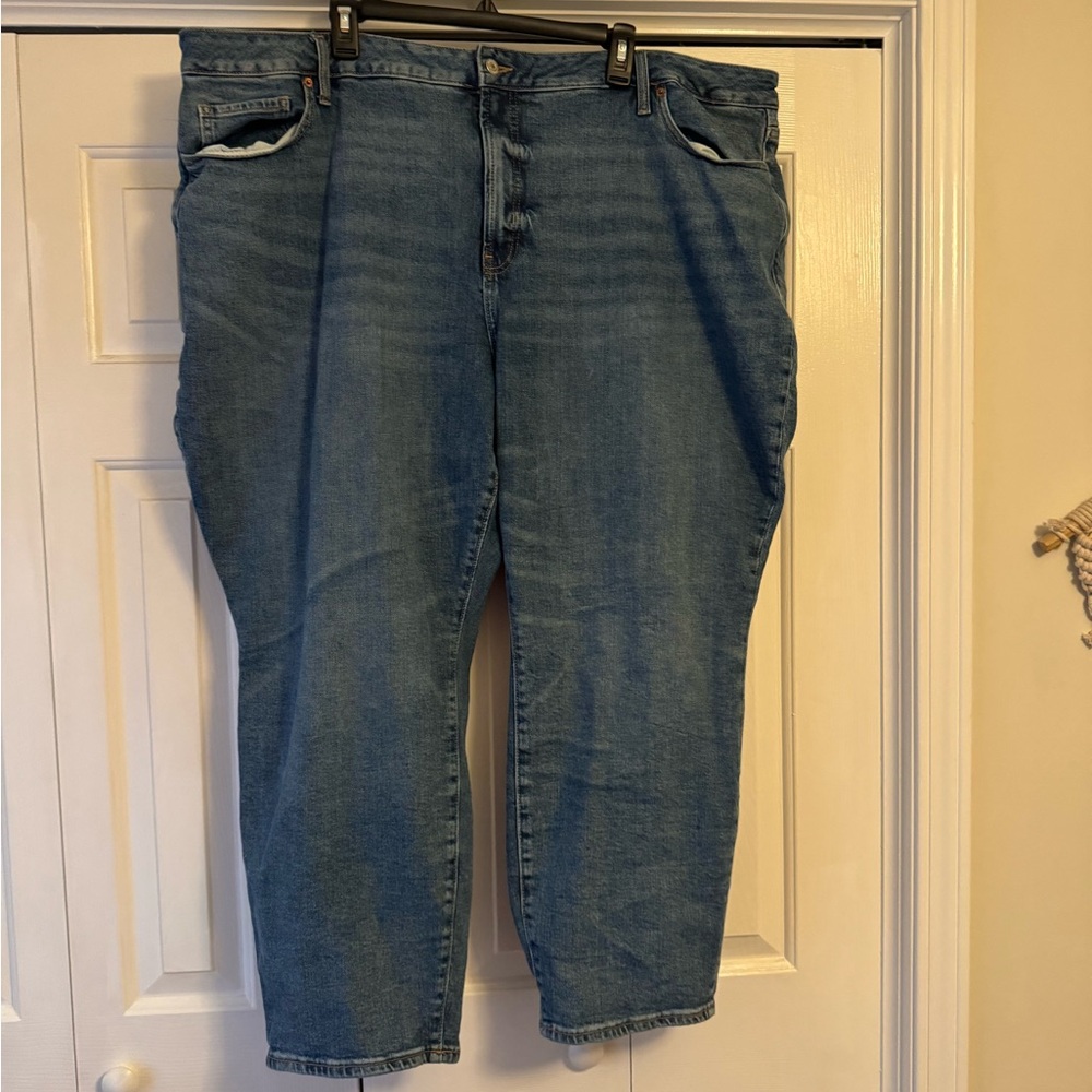 Old Navy Curvy Straight Blue Jeans